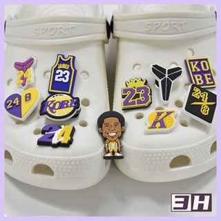 NBA Cartoon Kobe jame SHOE Charms jibbitz Crocs อุปกรณ์เสริมรองเท้า