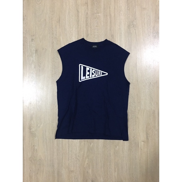 เสื้อแขนกุด เสื้อกล้าม Leisure Project มือสอง