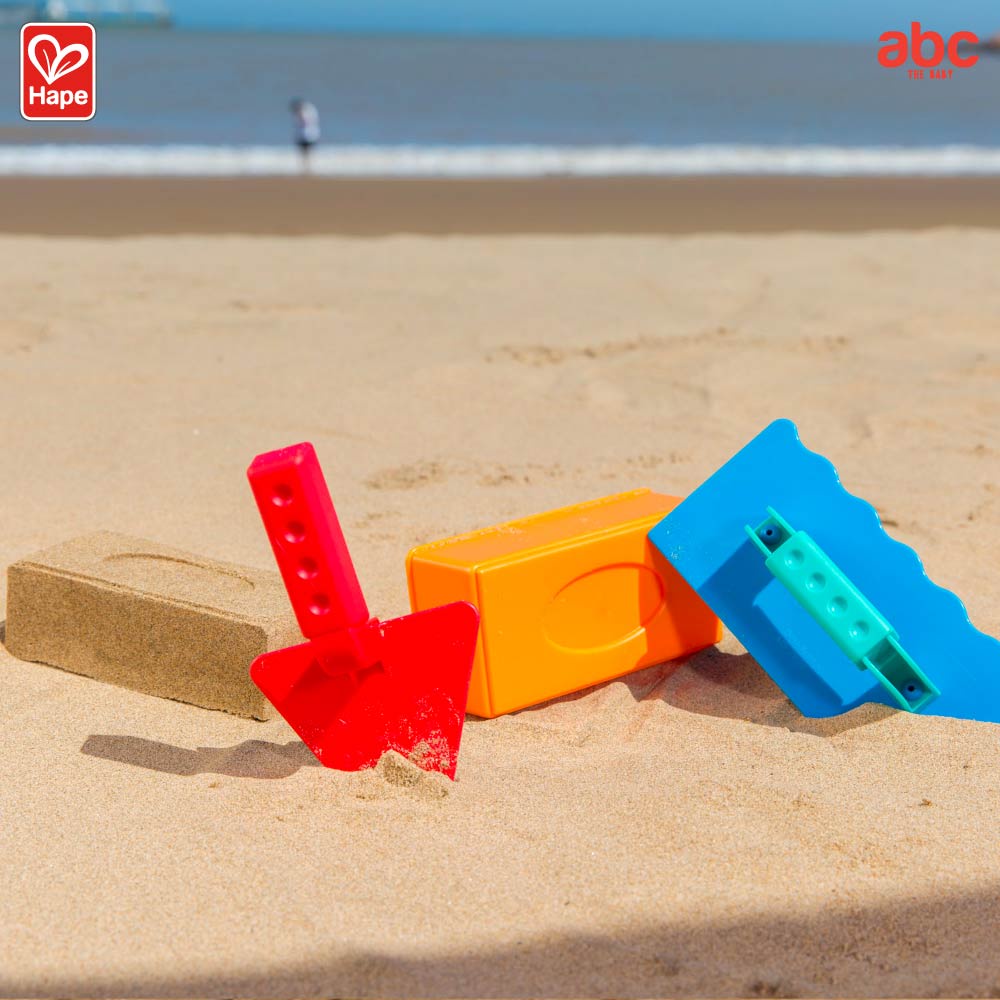 Hape ของเล่นทราย ชุดอิฐ Master Bricklayer Set ของเล่นเสริมพัฒนาการ 18 เดือน ขึ้นไป รูปที่ 4