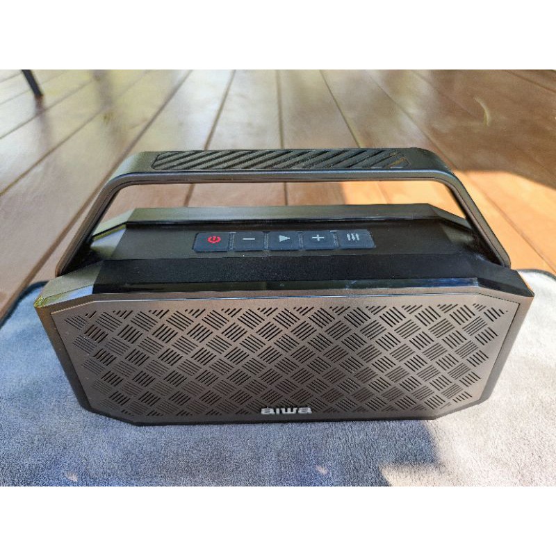 AIWA Lunatic Bluetooth Speaker ลำโพงบลูทูธพกพา กันน้ำระดับ IPX6 มือสองสภาพเหมือนใหม่