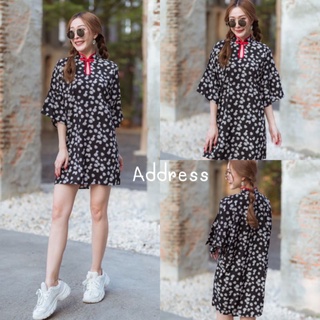 Address มินิเดรสลายดอกเดซี่ มีดีเทลแต่งคอจีนน่ารักๆ T-Shirtnista