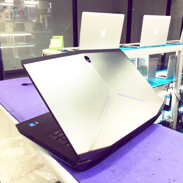 ขาย Dell Alienware 18 For Gaming i7 แรม 32 GTX 780M 2 ตัว จอใหญ่ 18.4 นิ้ว