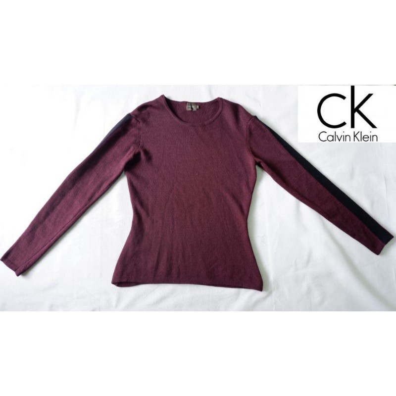เสื้อคอกลม แขนยาว แบรนด์ calvin klein