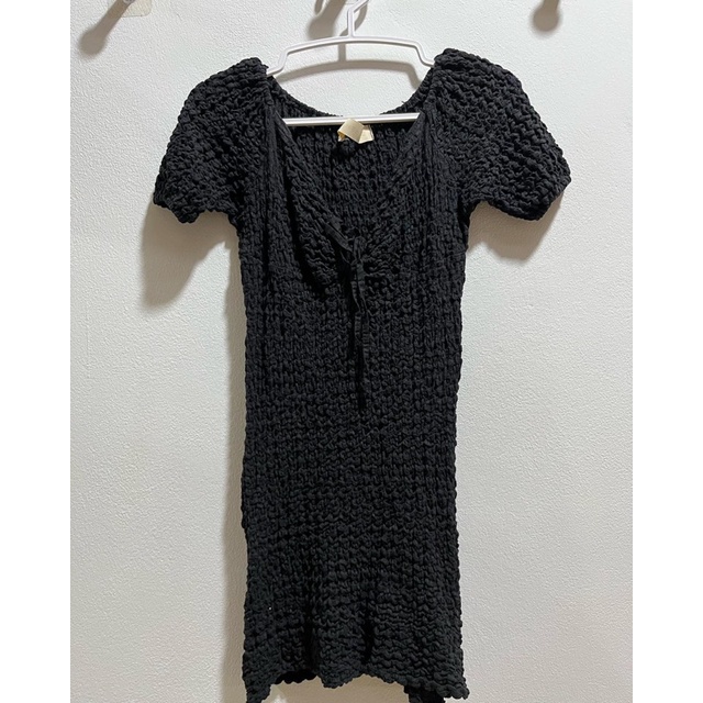 มือสอง-เดรสผ้าย่น เข้ารูป ทรงสวย เชฟบ๊ะ size XS-S ป้าย Promthong