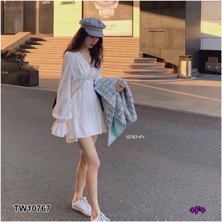 TwinsShopVip💗พร้อมส่ง TW10767 เดรสกระดุมหน้าแขนยาวระบาย