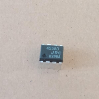 4558D (8 pins IC-Dual Op Amp: Internally Compensated)