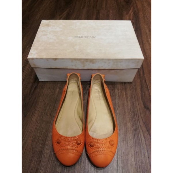 Balenciaga รองเท้าคัทชู​ สีส้ม​ สินค้ามือสอง​สภาพ​ดี​