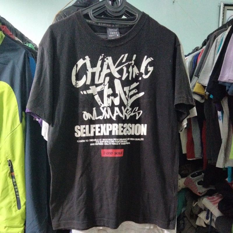 เสื้อยืด THRIFT ยี่ห้อ B-ONE SOUL PRELOVED