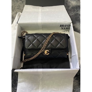 เท่านั้น new chanel logo flap bag 21B size 10"