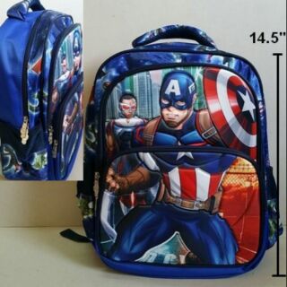 เป้ อเวนเจอร์ Avengers Captain America กัปตันอเมริกา ลายเส้นด้านหน้า เป็นร่องลึกลงไปค่ะ ขนาด 12x15.5x4นิ้ว