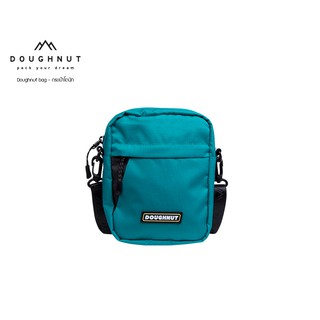 DOUGHNUT BAG : COMPASS PIONEER : TEAL : กระเป๋าโดนัทสะพายได้  ดีไซน์น่ารัก  น้ำหนังเบา คุณสมบัติกันน้ำ กระเป๋าสะพาย กระเป๋าโดนัท กระเป๋าสะพายข้าง กระเป๋า กระเป๋าผู้หญิง (รหัสสินค้า 06919)