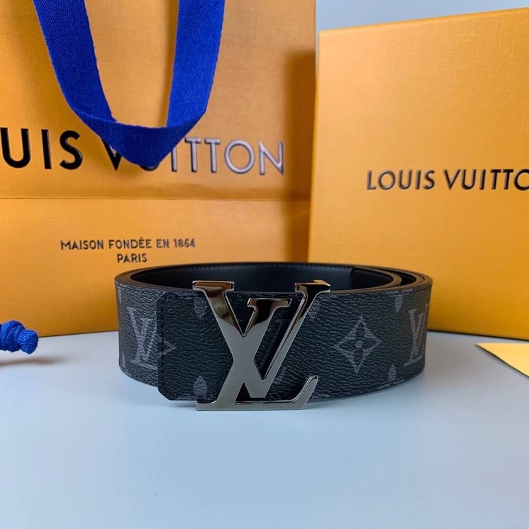 🔥ผ่อนได้🔥เข็มขัด LV Initales Reversible Belt 4.0 Size : 90 cm เอว 31-35 นิ้ว งาน Original อุปกรณ์ : 