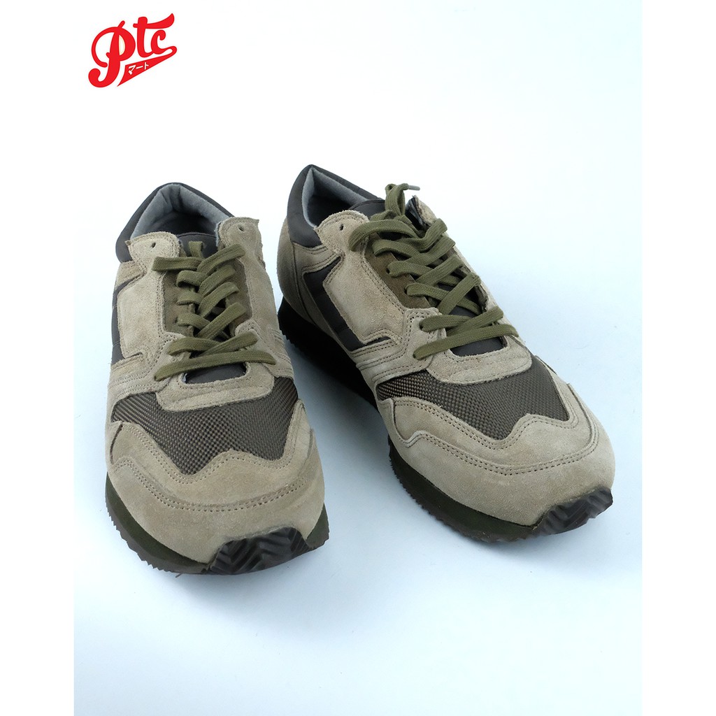 รองเท้าผ้าใบ REPRODUCTION OF FOUND / 1990s British Trainer 1800F