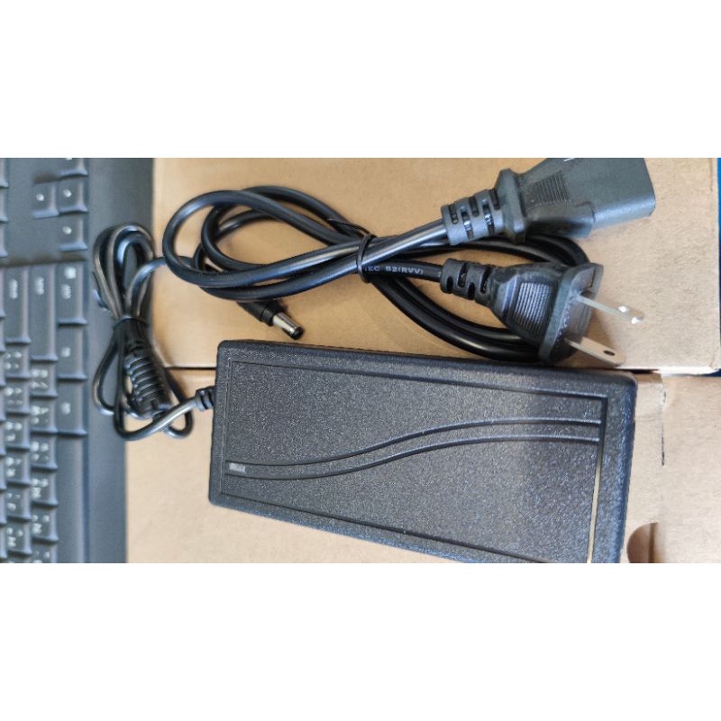 adapter 12V 5A switching 12V
