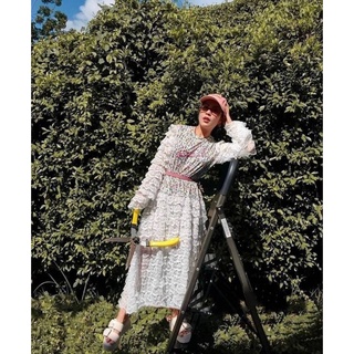 Dress ยาวทรงโอเวอร์ไซด์ คอกลม ปักเนื้อแน่นด้าหน้าอก