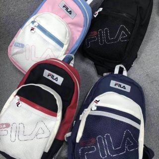 Fila กระเป๋าสะพายไหล่ คาดอก แนวสปอร์ต