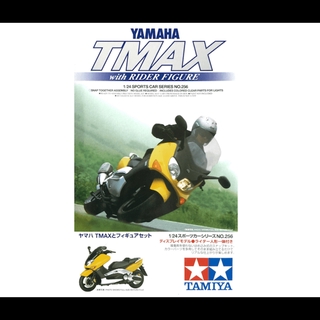 โมเดลรถมอเตอร์ไซค์ทามิย่า Yamaha T MAX with Rider 1/24