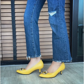 รองเท้าหนังแกะ ICONIQ รุ่น Heidi 2.2" with Crystal in Yellow