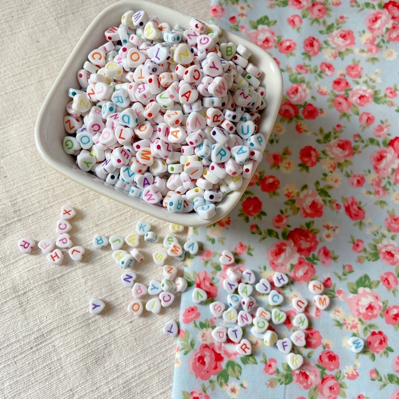 ❤️ลูกปัดตัวอักษร (A042) ลูกปัดตัวหนังสือ ลูกปัดตกแต่งdiy ลูกปัดตกแต่งเครื่องประดับ