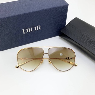 CHRISTIAN DIOR EVERDIOR A1U GOLD BEIGE SUNGLASSES แว่นตากันแดด แบรนด์คริสเตียนดิออร์ ด้านข้างสัญลักษณ์โลโก้ CD