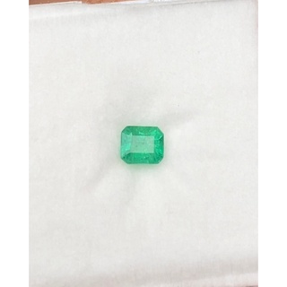 พลอย มรกต Natural Emerald แซมเบีย 0.56 กะรัต (Cts.) พลอยแท้ อัญมณีมงคลประจําวันเกิด