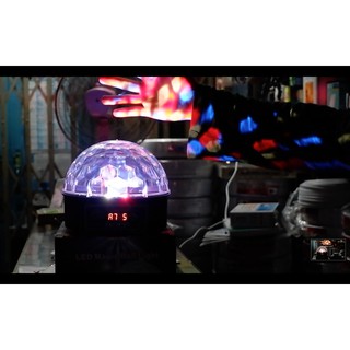 ไฟดิสโก้เทค โคมไฟ LED Crystal Magic Ball Light