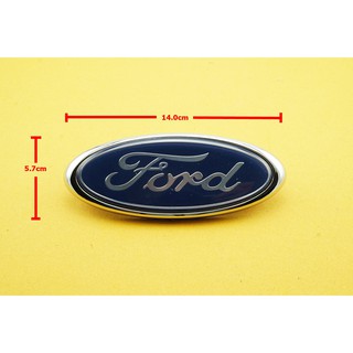 ป้ายโลโก้ FORD พลาสติกตัวหนังสือสีโครเมี่ยม พื้นสีน้ำงิน ขอบโครเมี่ยมมีขาเสียบ ขนาด 14.0X5.7 cm ติดตั้งด้วยเทปกาวสองหน้า