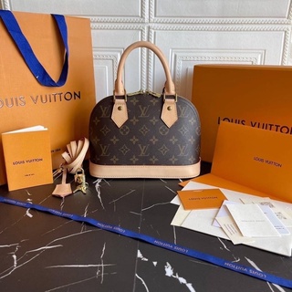 LOUIS VUITTON BAG กระเป๋าสะพายข้าง หนังแท้ พร้อมชุดสายสะพายกุญแจ