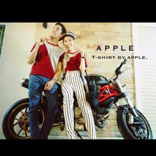 เสื้อคู่แบรนด์Appleน่ะค้ะ. สั่งเลย ตัวล่ะ100฿