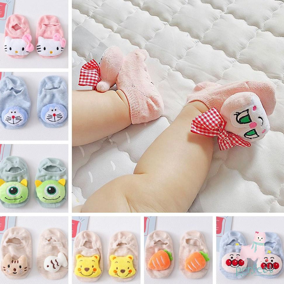 ถุงเท้าทารกแรกเกิดเด็กทารกเด็กผู้หญิง Hello Kitty Doraemon ถุงเท้าเด็กวัยหัดเดินรองเท้าเด็กทารกผ้าฝ้ายชั้น First Walking Socking