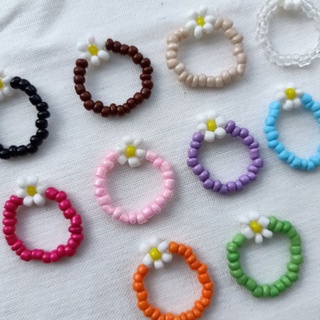 •DAISY BEADS• แหวนลูกปัดดอกเดซี่ แหวนเอ็นยืด