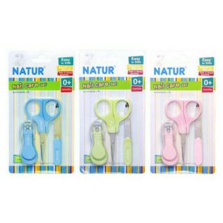Natur กรรไกรตัดเล็บ 3 ชิ้น(กรรไกร+กรรไกรตัดเล็บ+ตะไบ) คละสี 1 ชุด
