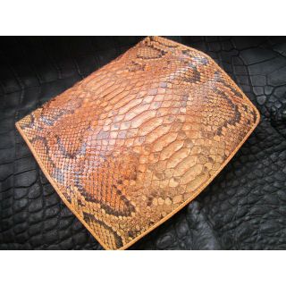 python skin Purse beige color   กระเป๋าหนังงูสีเบส  นำมาลดราคาโควิด