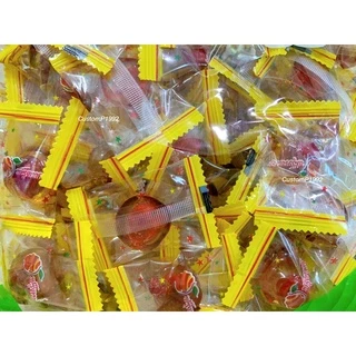 ลูกอมบ๊วย ไส้บ๊วยเค็มแห้งไม่มีเนื้อ 750 กรัม ตราฟรุ๊ตทาซี่ ประมาณ 100 ชิ้น หวานเค็มเพลินกินได้