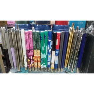 ปากกาปากเกอร์แท้ลายลิมิเตทหายากนะคะ