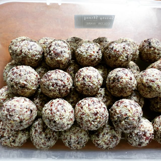Angel Ball 3  ลูก  69 บาท
 6 ลูก 135 บาท
10 ลูก 210 บาท