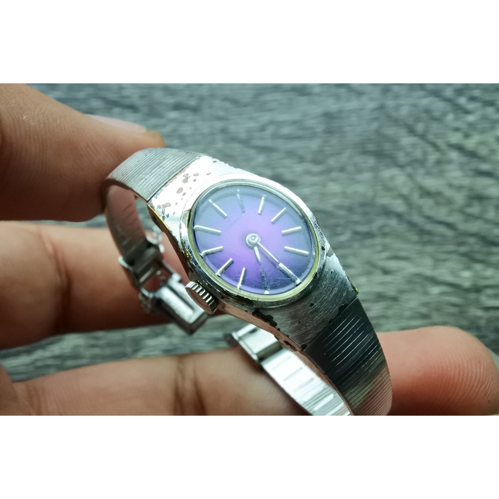 นาฬิกา Vintage มือสองญี่ปุ่น Citizen ระบบ ไขลาน ผู้หญิง ทรงกลม กรอบเงิน หน้าปัดสีน้ำเงิน หน้าปัด 37mm