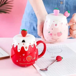 แก้วกาแฟลายสตอเบอรี่+ช้อน เข้าไมโครเวฟได้ แก้วสุดน่ารักพรีเมี่ยม สวยและคุ้มค่า
