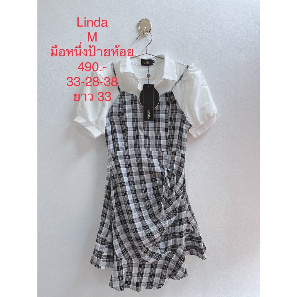 เดรสสั้น ทรงเอี๊ยมสีดำ ขาว มือหนึ่งป้ายห้อย LINDA SIZE M