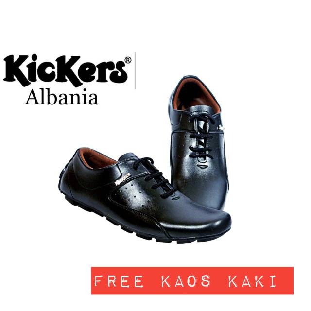 รองเท้าผ้าใบทางการผู้ชาย Kickers Albania