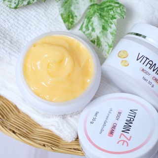 Vitamin ze⁣⁣ลดรอยแผลเป็น รอยแตก จุดด่างดำ