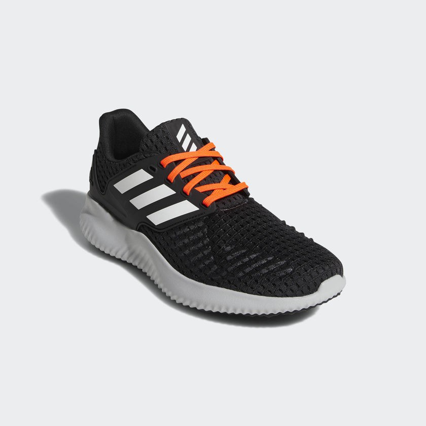 aq0589 adidas