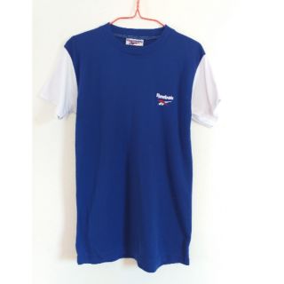 เสื้อ reebok สีน้ำเงิน