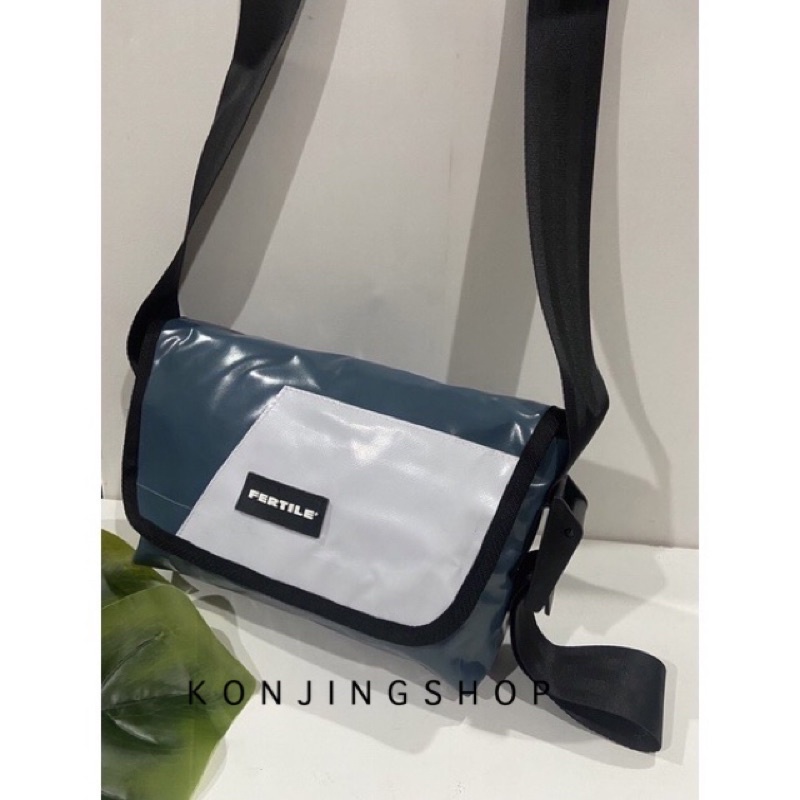 กระเป๋าผ้าใบสายเบลล์ แถมฟรีดันทรง กันน้ำ ขนาด:กว้าง4