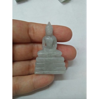 พระหยกแกะสลัก(jadeite)