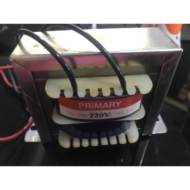 หม้อแปลง VRK input220v