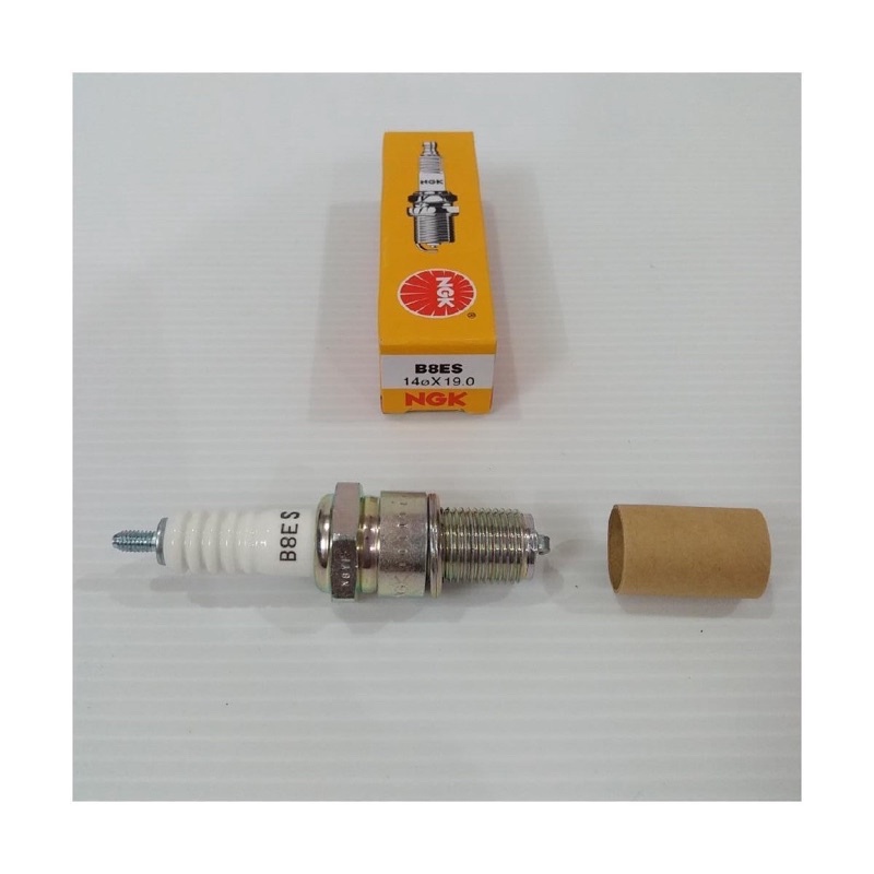 Vespa Classic NGK Plug B8ES สําหรับ Vespa LML, PX 200 & Excel