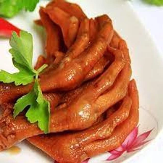 卤鸭掌 ขาเป็ดตุ๋น ตี นเป็ดตุ๋น เครื่องเทศจีน รสเผ็ดหอม อาหารว่าง กับแกล้ม ขนาด 28 กรัม (วันที่หน้าซองคือวันผลิต)