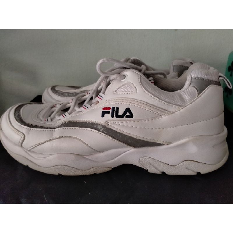 รองเท้ามือสอง FILA Unisex Ray