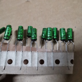 capacitor 35v 10uf คาปาซิเตอร์ คาปาซิสเตอร์ เกรดออดิโอ นำเข้าเกาหลี สีเขียวทับทิม